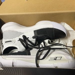 Brand New Curry Basketball shoes